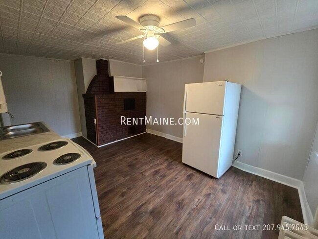 Building Photo - 44 Second St-1