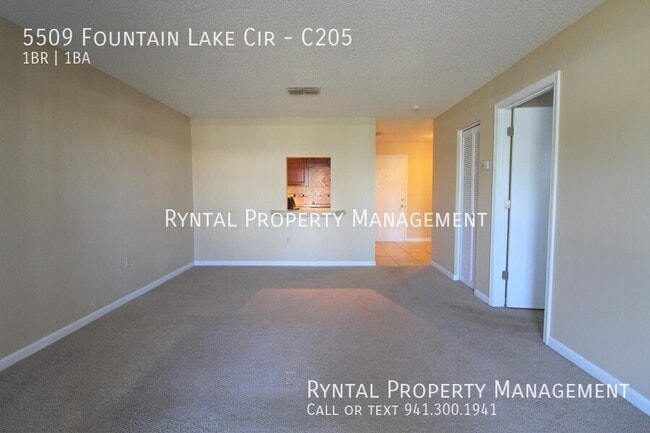 Foto del edificio - 5509 Fountain Lake Cir