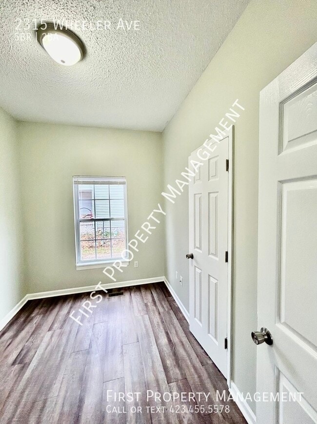 Building Photo - 5Bed/2Bath East Chatt Single Family House:...