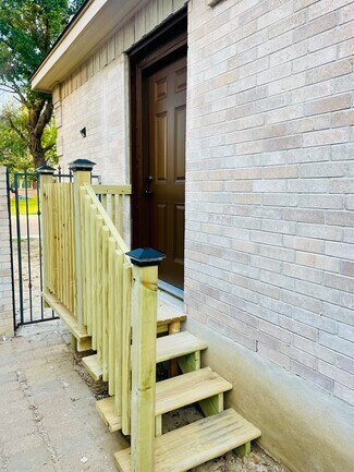 Building Photo - 2809 Anejo Dr