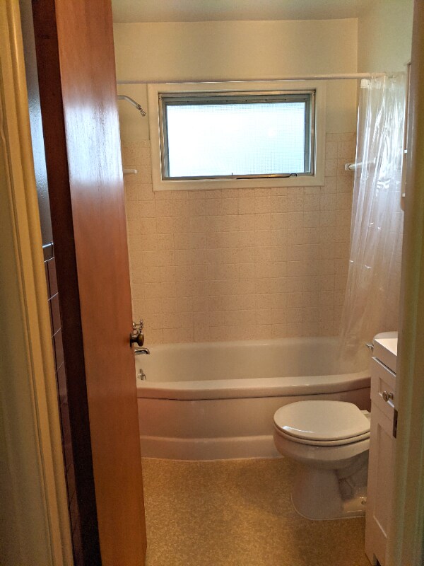 Building Photo - 2433 Normandy Rd