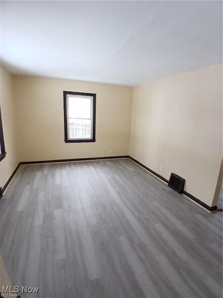 75 S Schenley Ave Youngstown, OH 44509 – photo 4