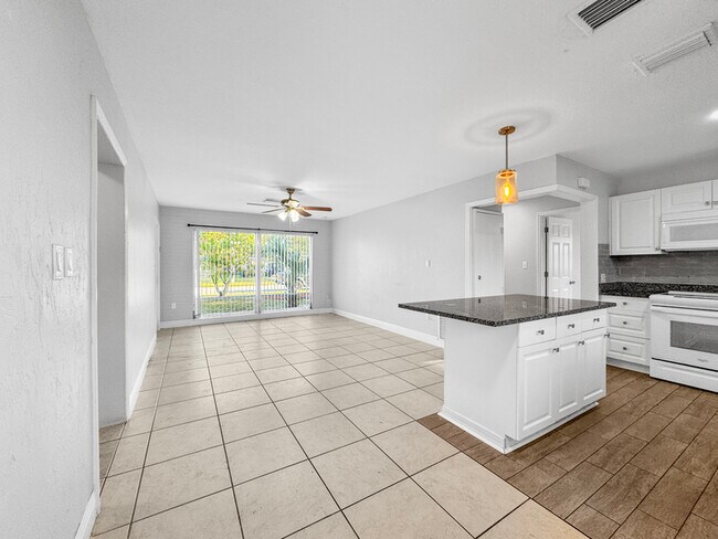 Foto del edificio - 3816 Melgert Ln