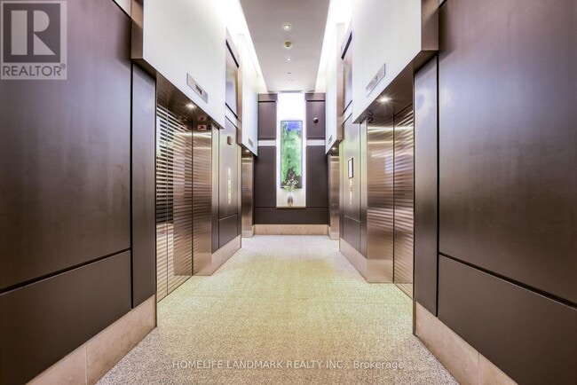 Building Photo - 2181 Yonge St