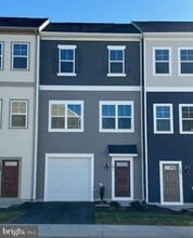 Building Photo - 141 Galaxy Pl