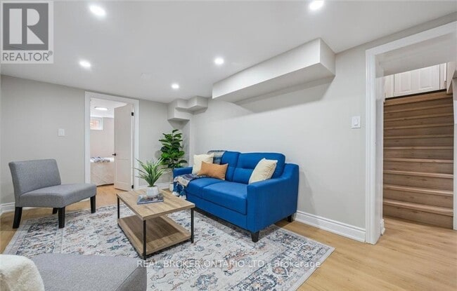 Photo du bâtiment - 56 Dover St