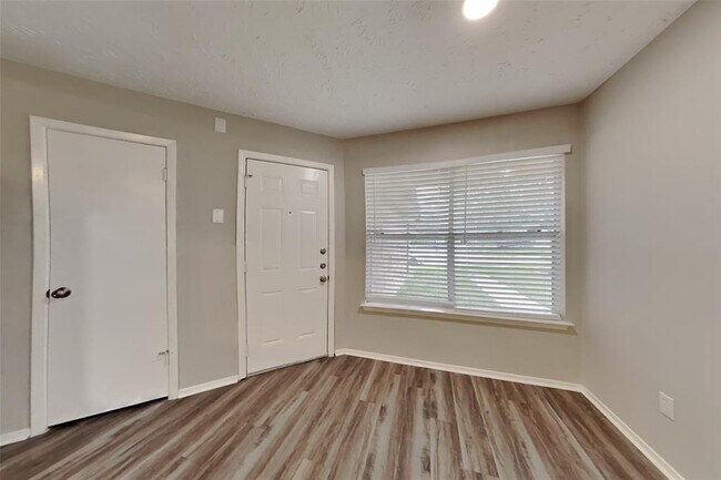 Building Photo - 19415 San Gabriel Dr
