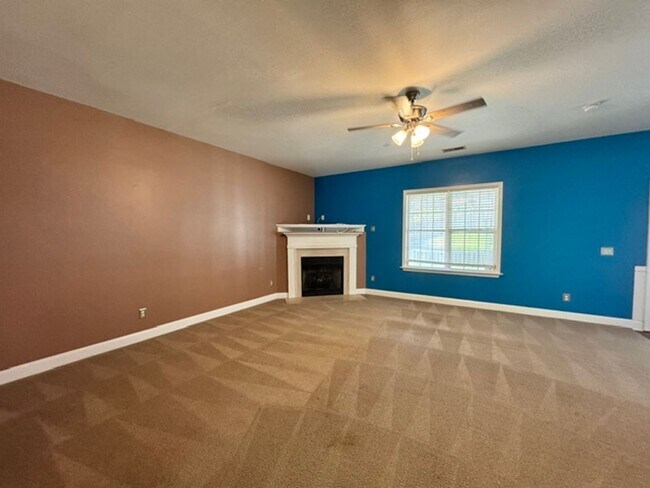 Foto del edificio - 9837 N Olde Towne Wynd SE