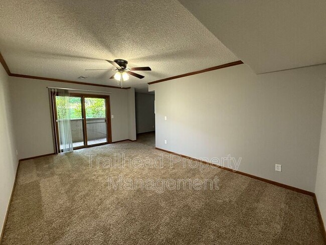 Foto del edificio - 3405 NW Duncan Rd