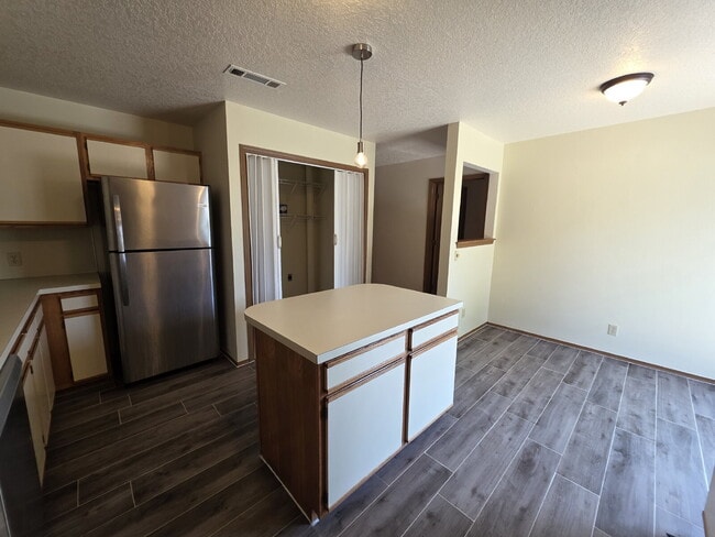 Photo - 2723 Kasey Ave Unit B Apartment