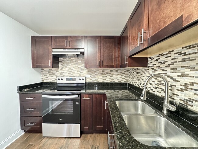 Foto del edificio - 525 N Quentin Rd