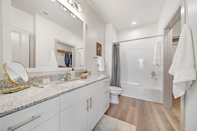 Foto del edificio - 10485 League Line Rd