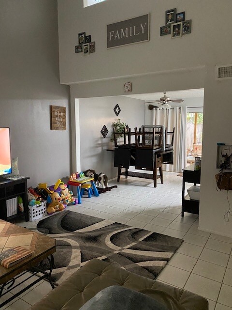Foto principal - 1253 Winter Green Way