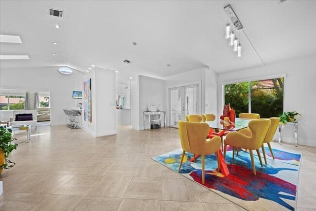 Foto del edificio - 5534 Ainsley Ct