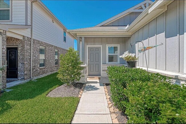 Building Photo - 25631 Bottlebrush Sedge St