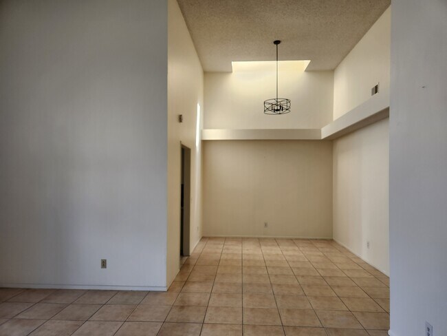 Dining Room - 31492 Via La Senda