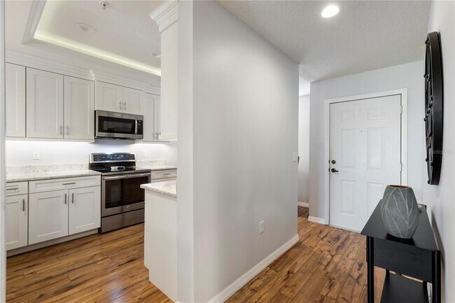 Foto del edificio - 8750 Olde Hickory Ave