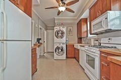 Primary Photo - 10 West St