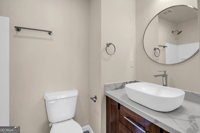 Foto del edificio - 50 S Jackson St