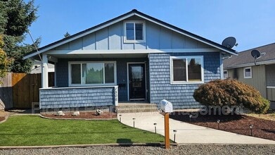 Building Photo - 1506 N Cambrian Ave