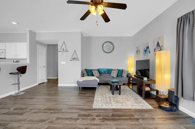 Foto del edificio - 1550 Monterey Rd