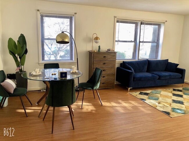 Foto del edificio - 418 Main St