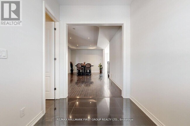 Building Photo - 329 Windfields Farm Dr W