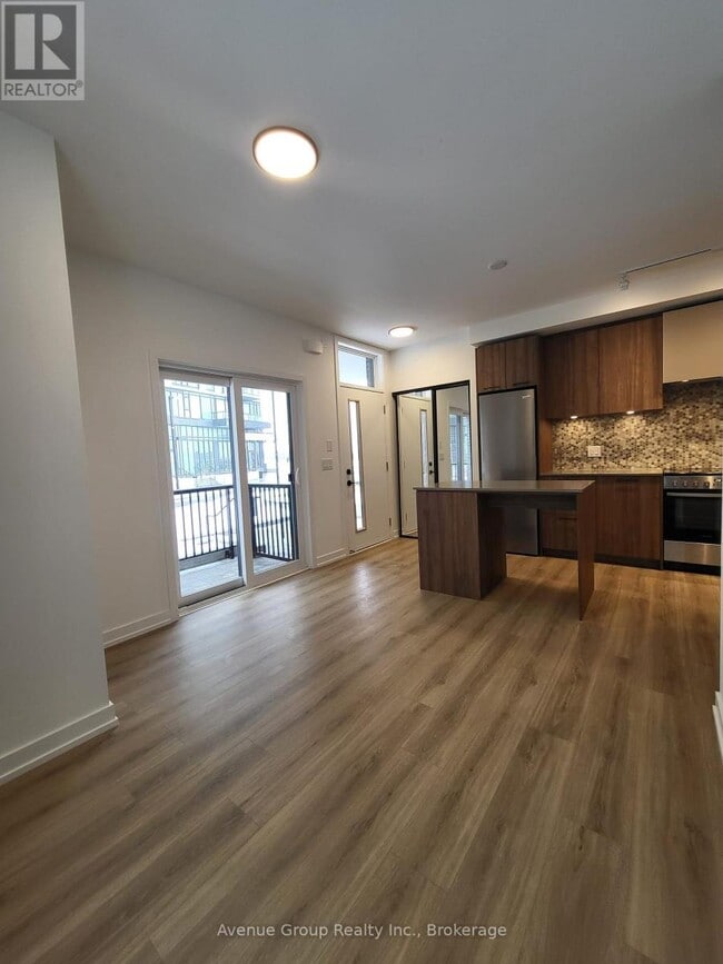 Building Photo - 20 Lagerfeld Dr