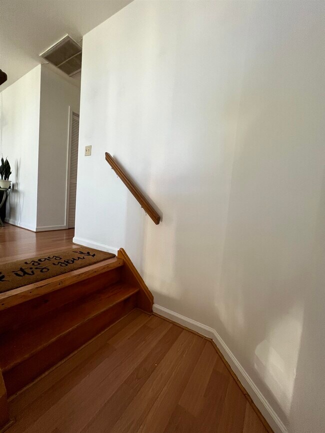 Foto del edificio - 85 Grieco Dr