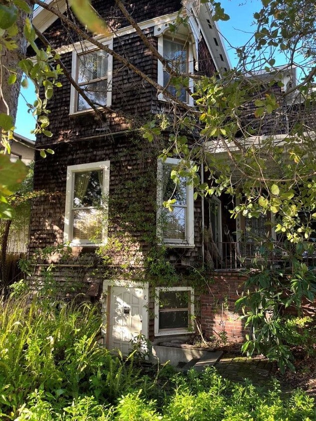 Photo - 1911 Buena Vista Ave