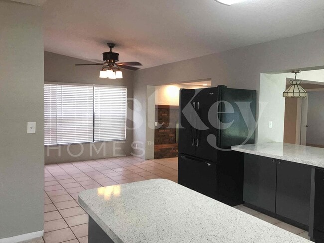 Foto del edificio - 6178 39th Ave N