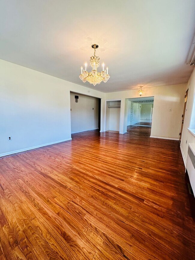 Building Photo - 3408 Brunswick Ave