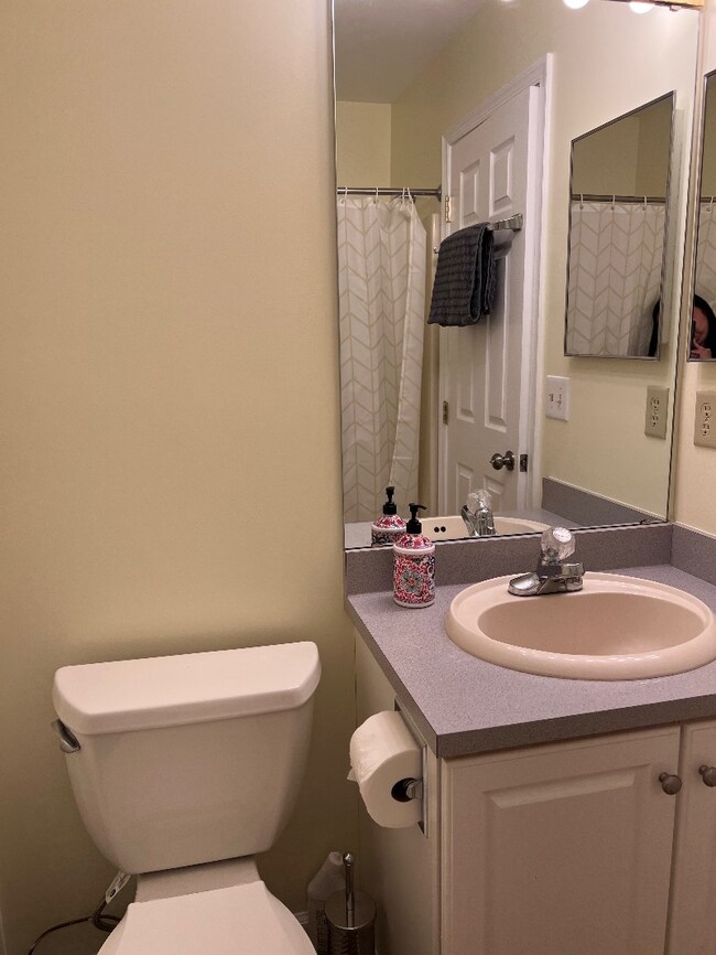 Foto del edificio - 1440 Timber Brook Dr