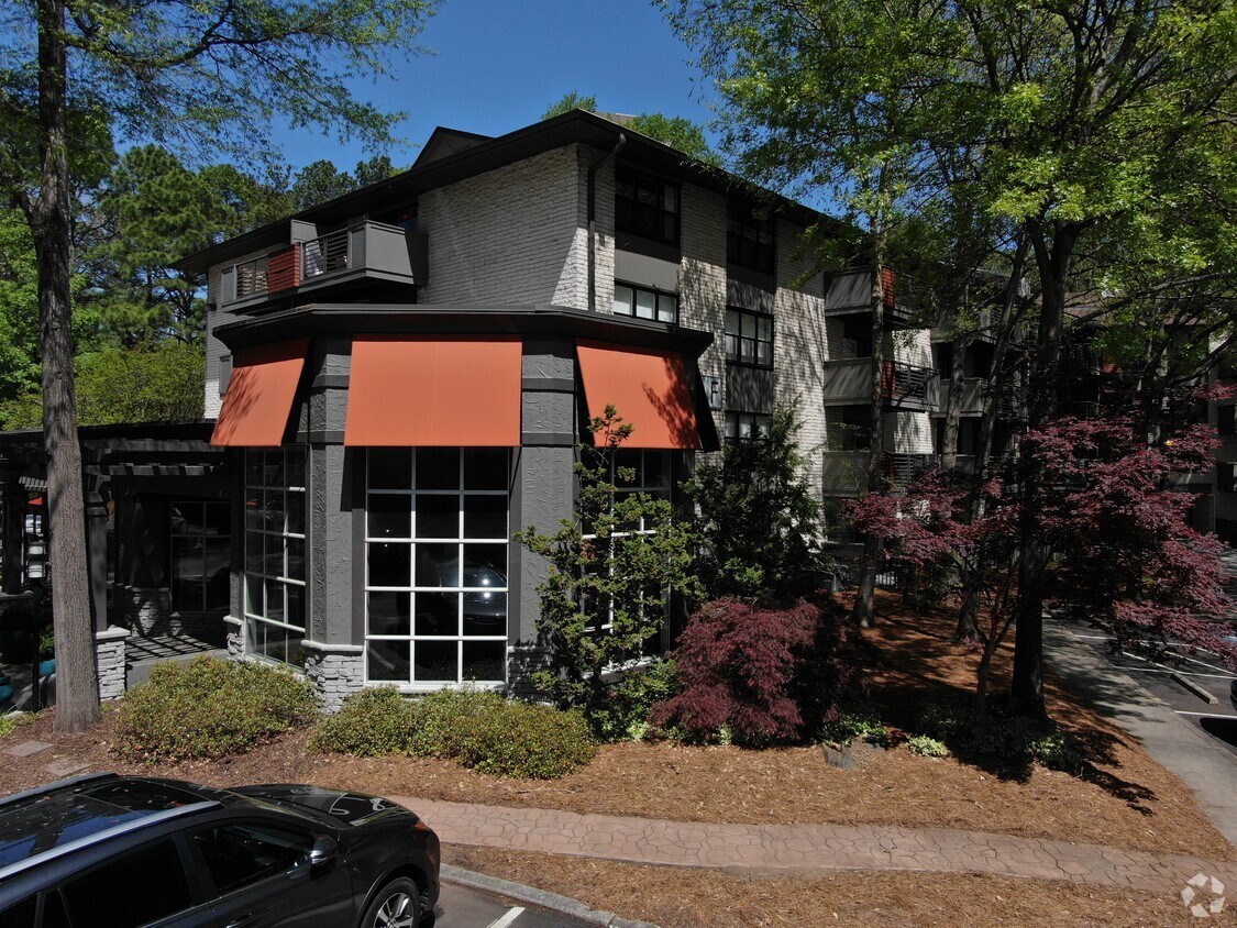32Hundred Lenox Apartments 3200 Lenox Rd NE Atlanta, GA