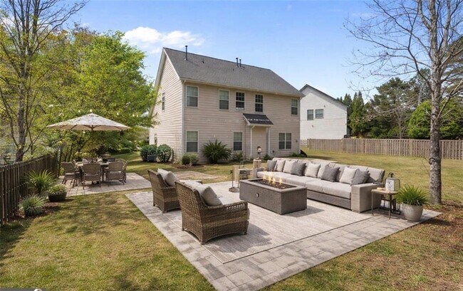 Building Photo - 704 Jonquil Ct