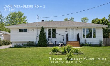 Building Photo - 2490 Mer-Bleue Rd