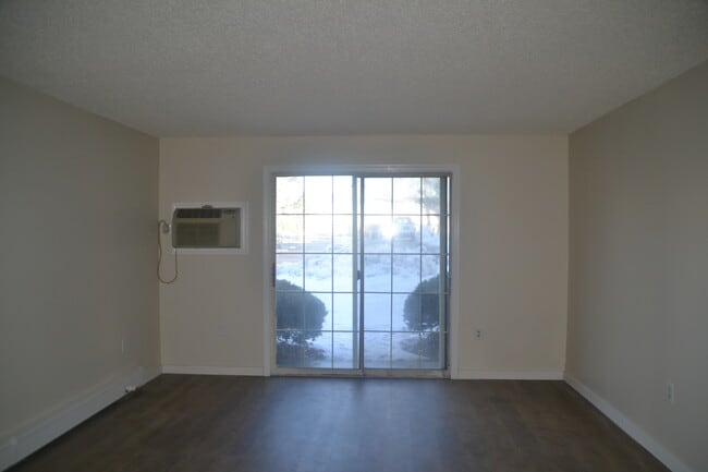 Photo - 12 St James Pl Apartment