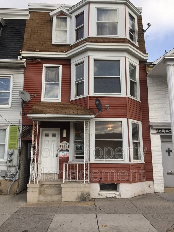 28 N 7th St Unit Apt. 2, Lebanon, PA 17046 Condo for Rent in Lebanon