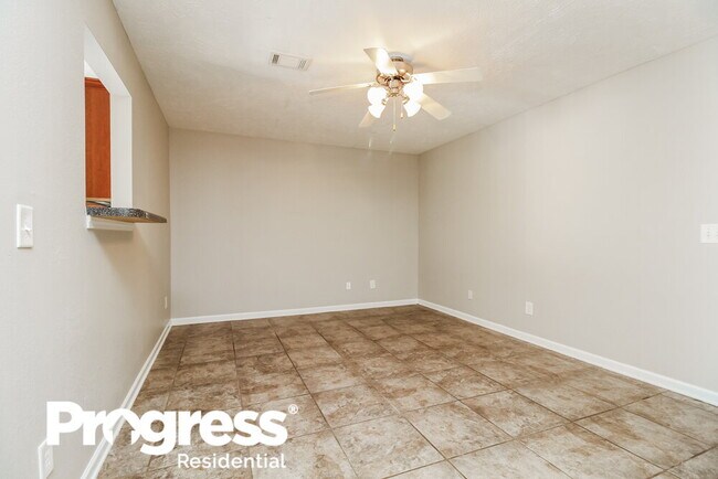 Building Photo - 112 David Bolin Dr