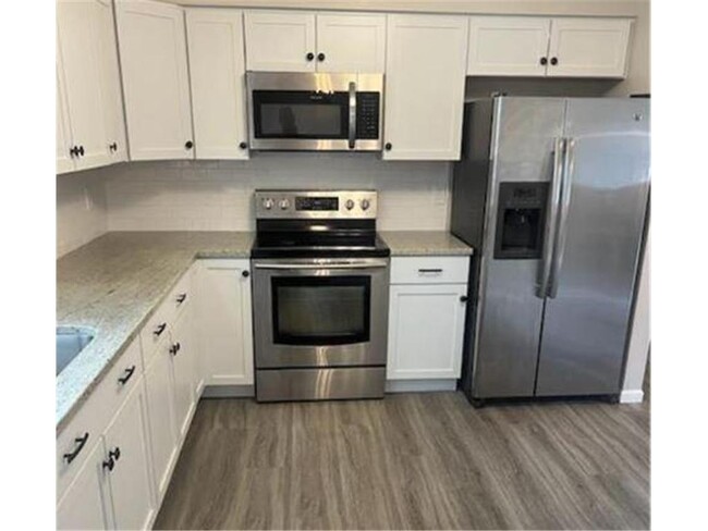 Building Photo - 1708 116th St E