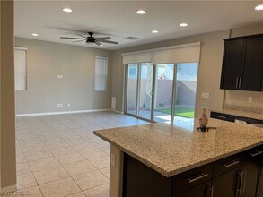 Building Photo - 9458 Isla Lee Ave