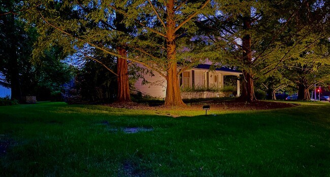 Foto del edificio - Stunning 3 bedroom home in Shaker Hts