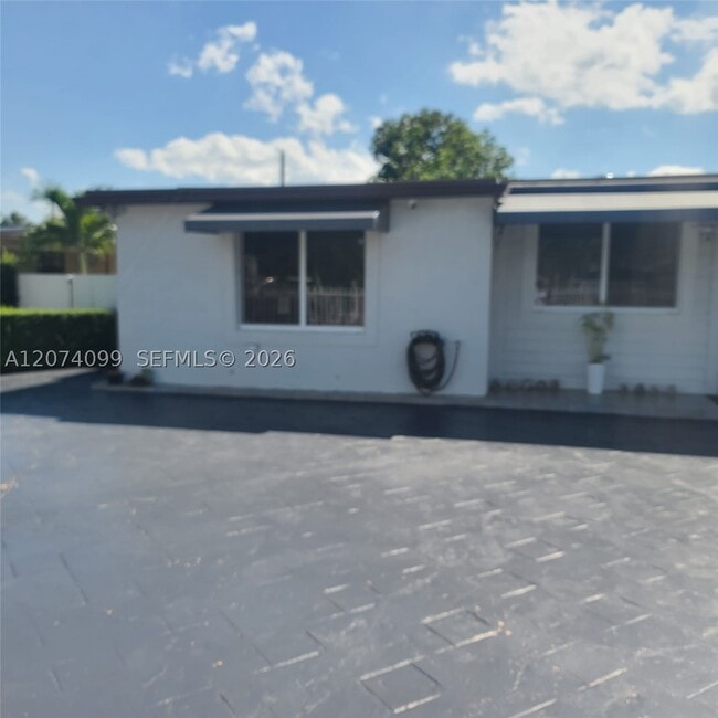 Building Photo - 3740 NW 165th St
