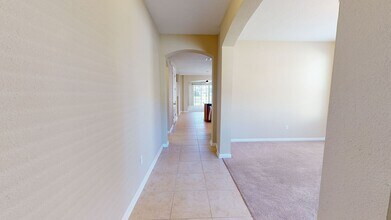 Building Photo - 15858 Lexington Park Blvd