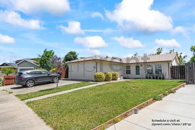 Building Photo - 629 Pelican Ct