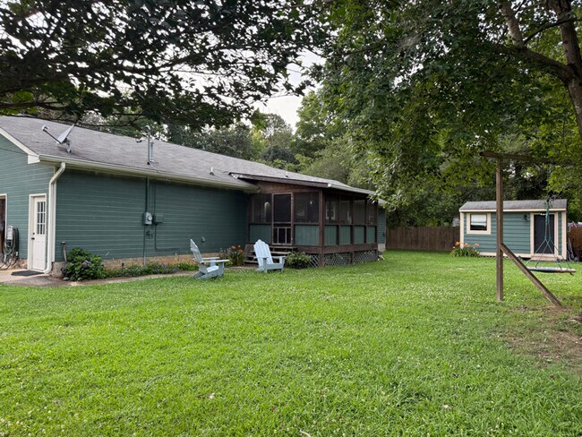 Foto del edificio - 8746 Harrison Bay Rd