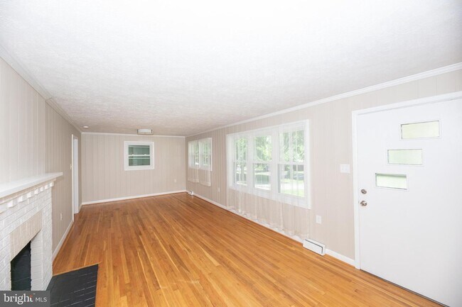 Building Photo - 2629 Blue Ridge Terrace