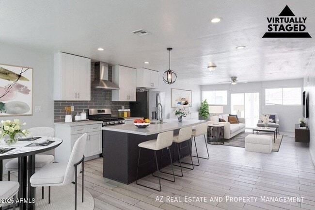 Photo - 1628 E Granada Rd House