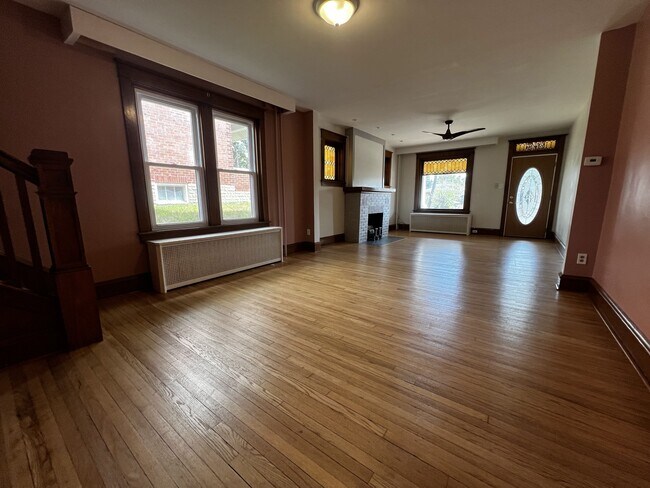 Foto del edificio - 2123 Fairview St