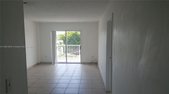 Foto del edificio - 1 bedroom in North Miami FL 33160